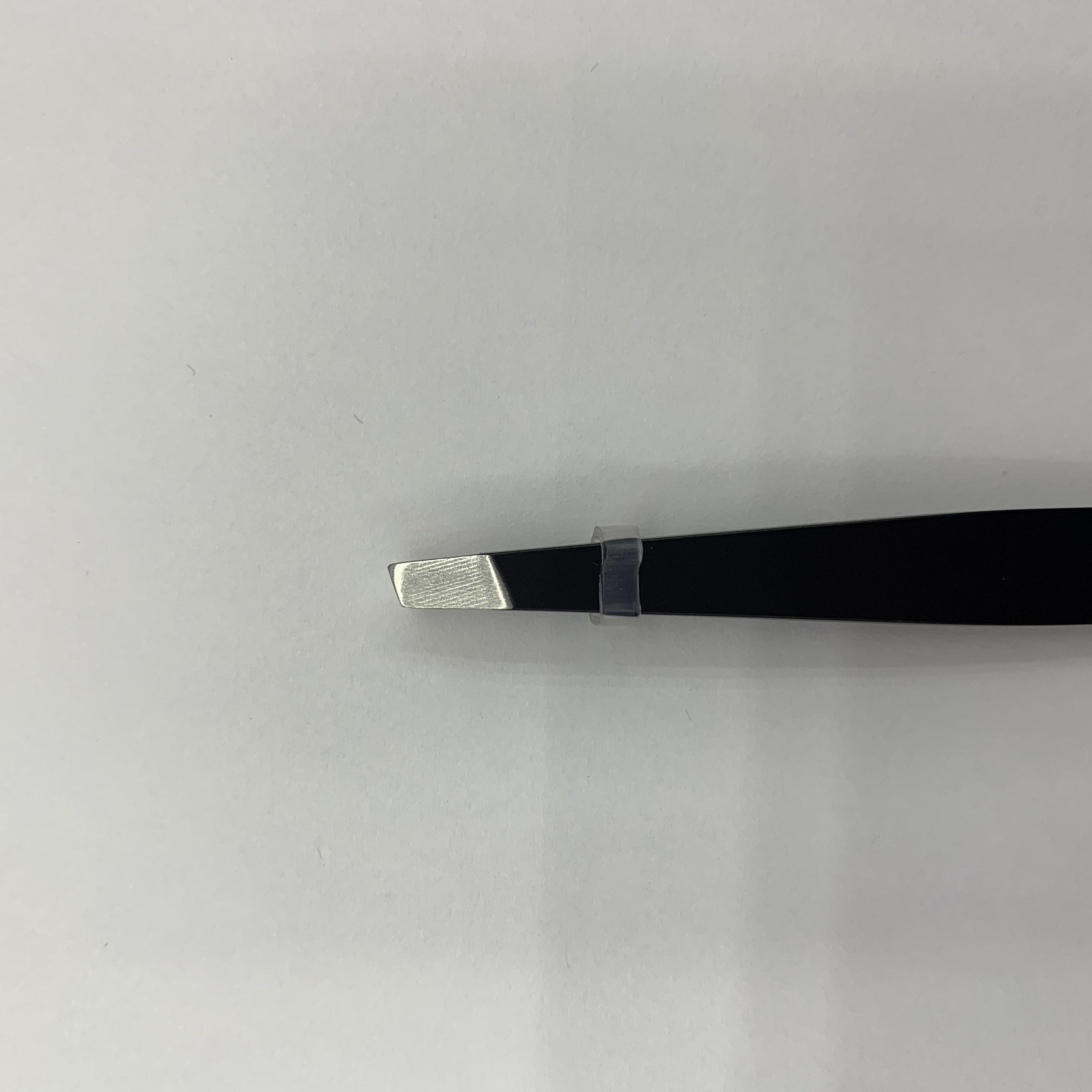 G18A stainless steel tweezers, curved, fine-pointed, anti-static small tweezers, bird's nest, hair-picking and acne clips Specification image