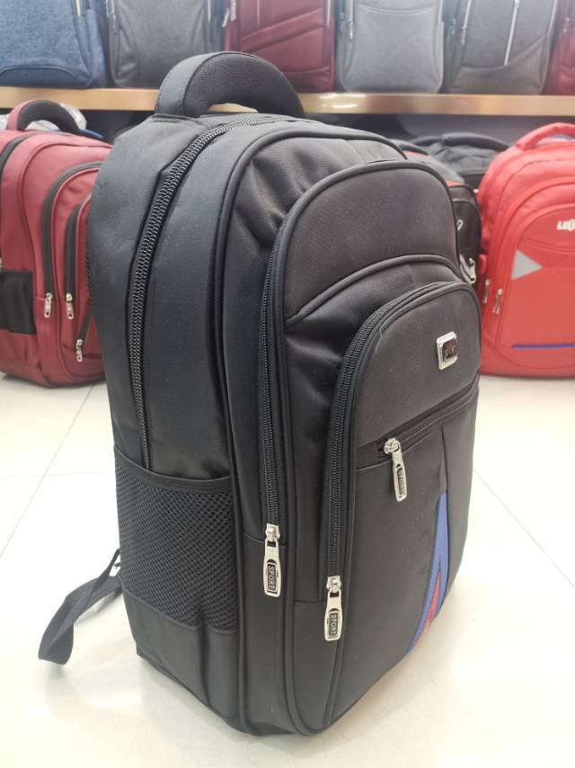 Fashion Personality Men's Schoolbag Travel Bag Multi-Functional Waterproof Canvas Backpack, Price Negotiable details Picture