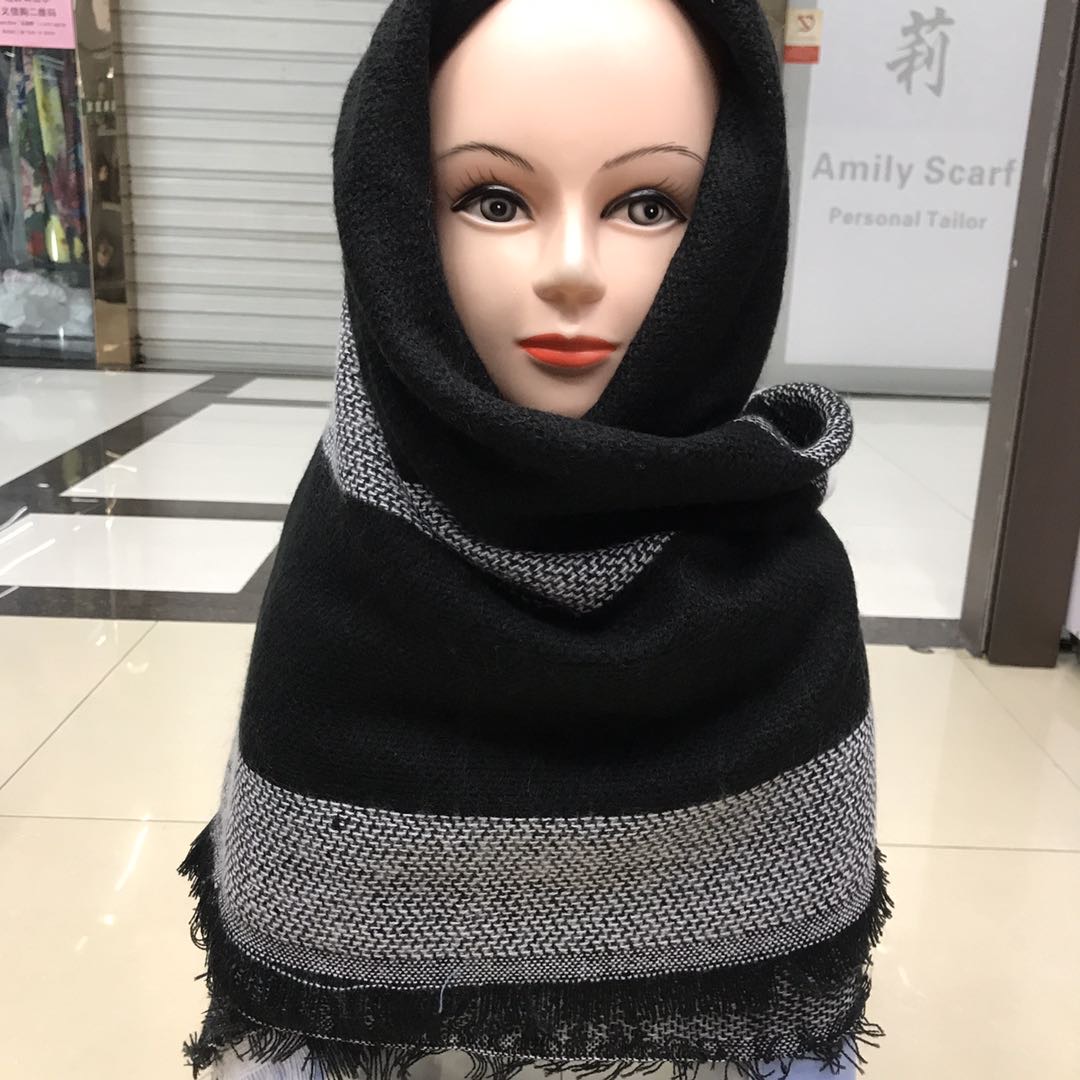 Manufacturers Direct Sales Autumn And Winter Europe And The United States Fashion Trend New Fringe Men And Women Square Scarf
