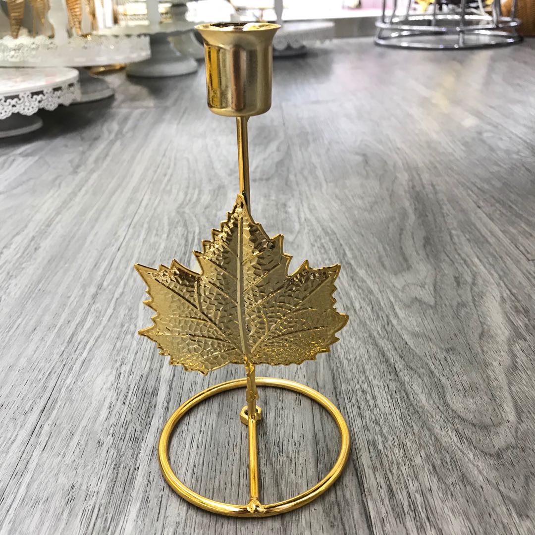 北欧风格铁艺烛台金色蜡烛架欧式蜡烛台浪漫烛光晚餐红酒摆件图