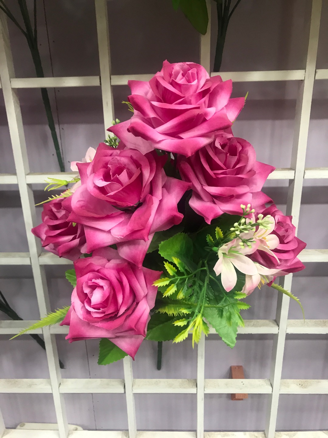 Yuxin Flower Shop 12-head silk fabric edge rose factory direct sales