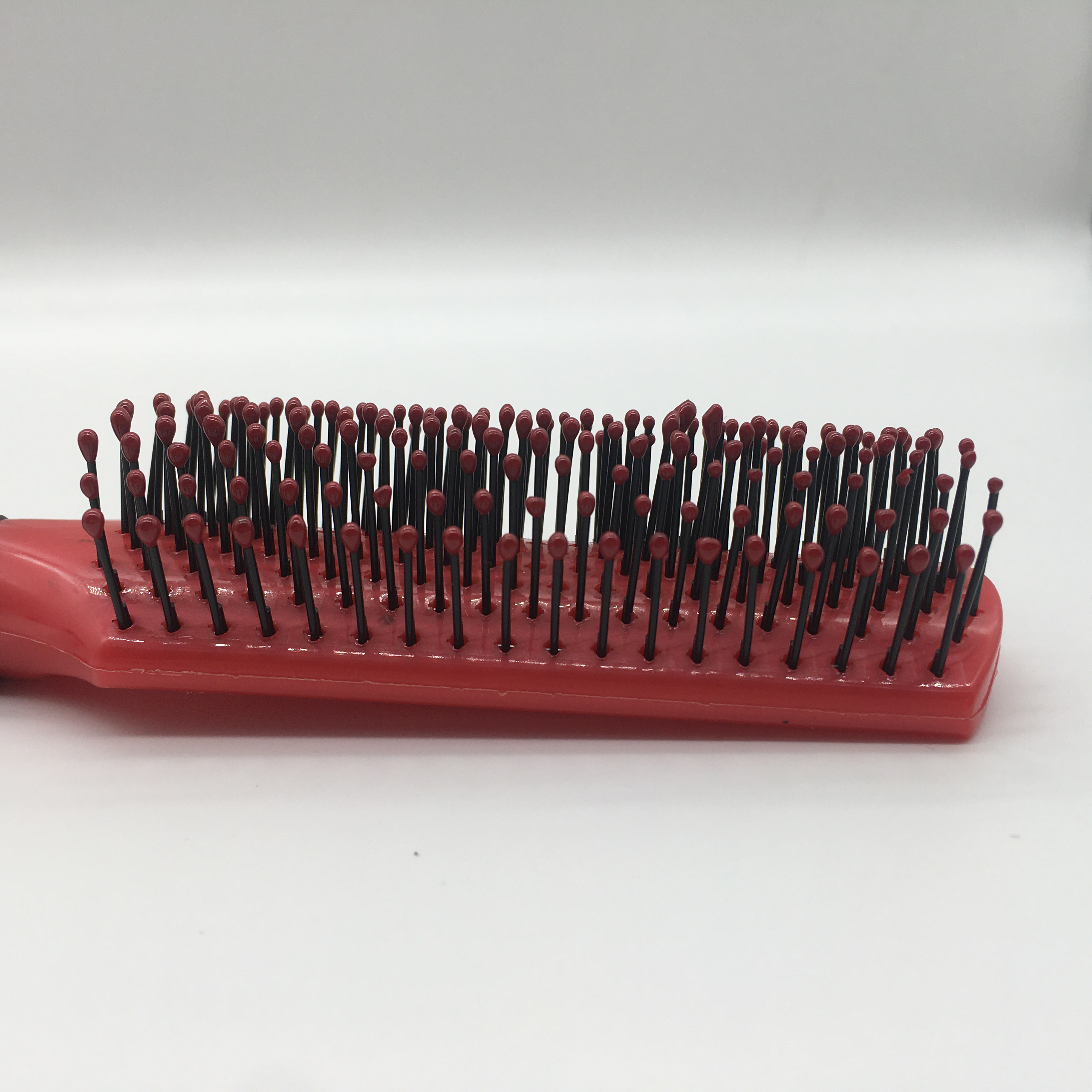 Anti-static hairdressing combs have become a popular bestseller Specification image