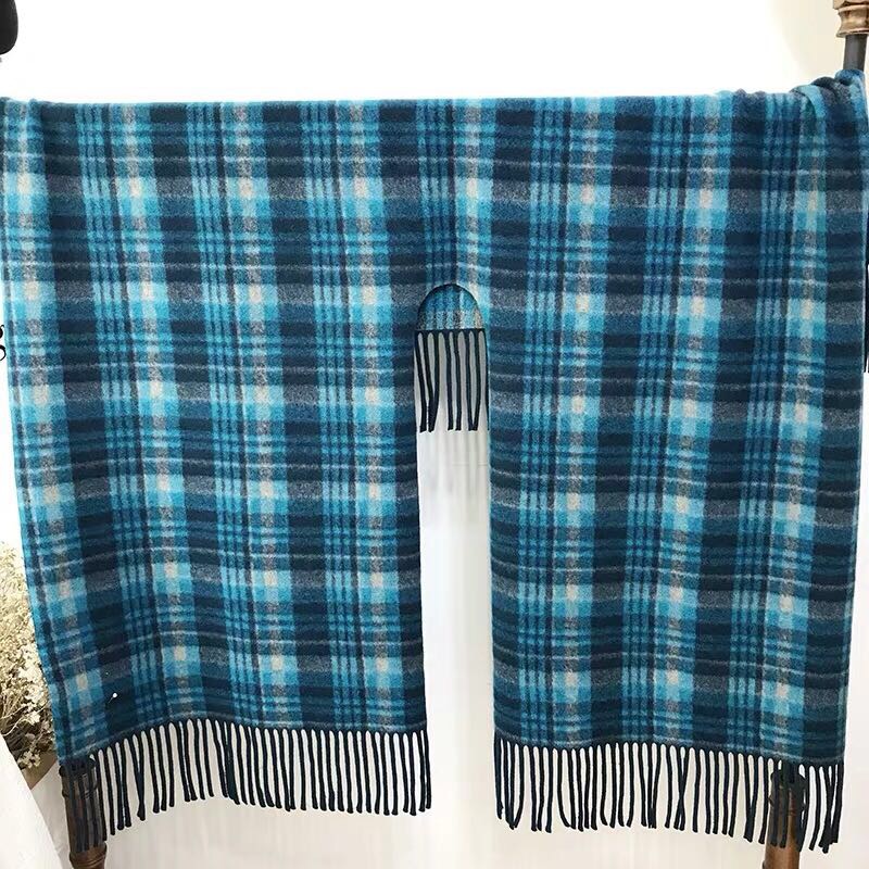 Women's Fashion Trend Casual Cashmere Plaid Split Cape details Picture