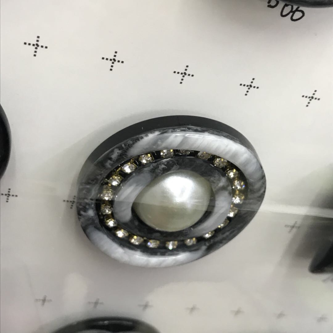 Manufacturers Direct Sales Fashion Round Marble Grain Resin Acrylic And Diamond Pearl Buttons Specification drawing