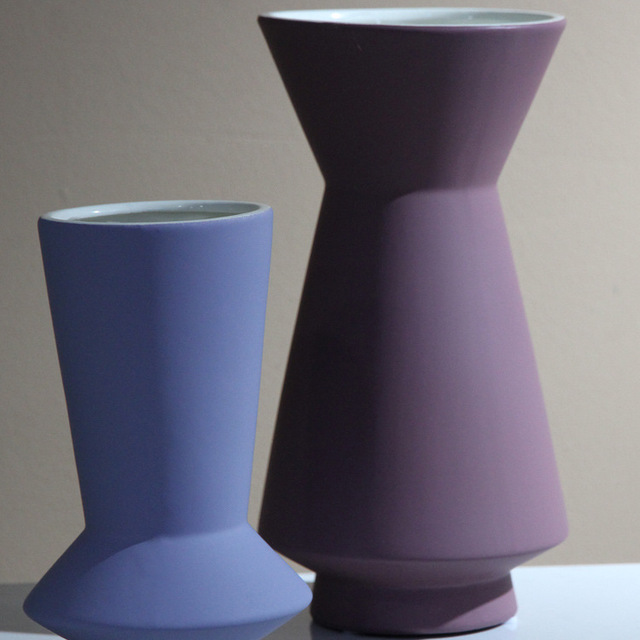 Creative and simple ceramic vases for Nordic matte home decoration details Picture