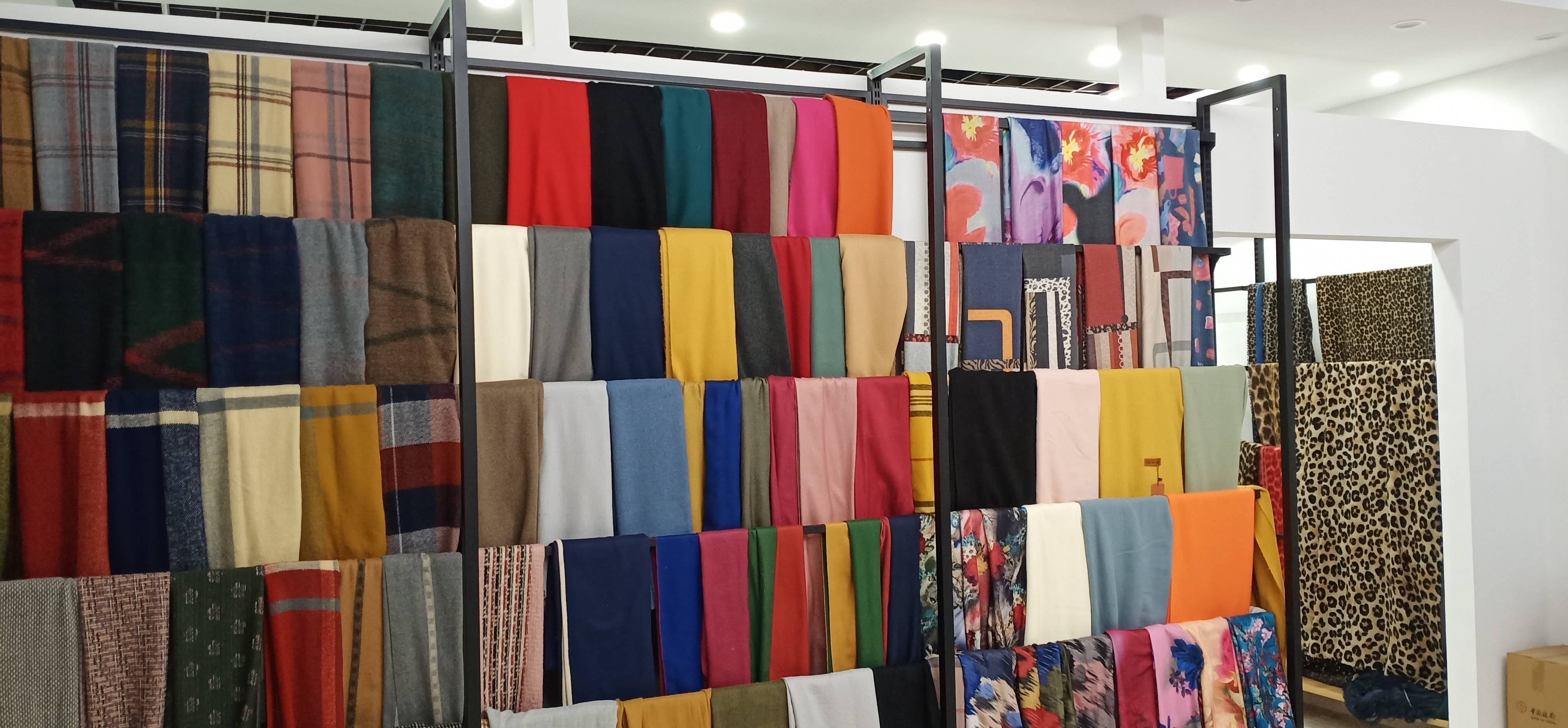 Dianxiu Scarf Shop describe pic - 2