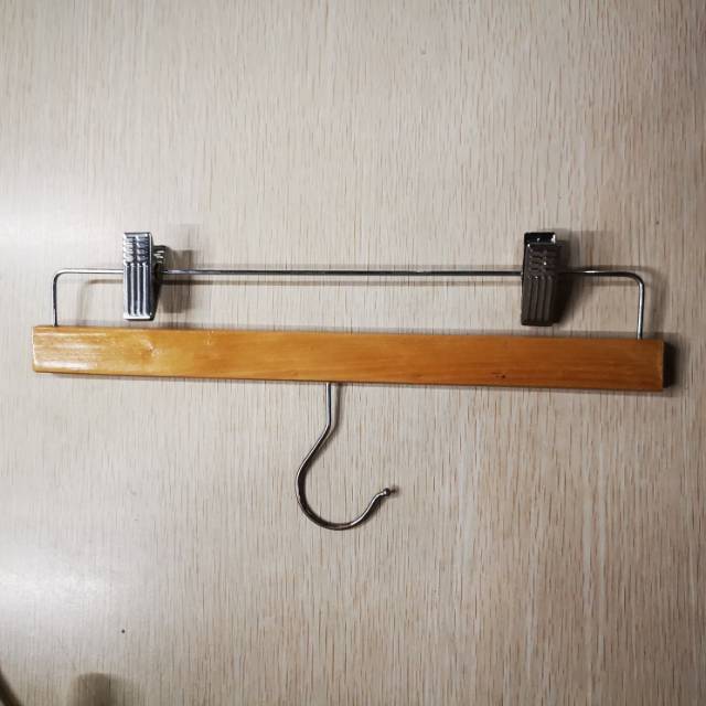 木衣架家用木制衣撑木头衣挂成人衣服撑子成衣木质挂钩