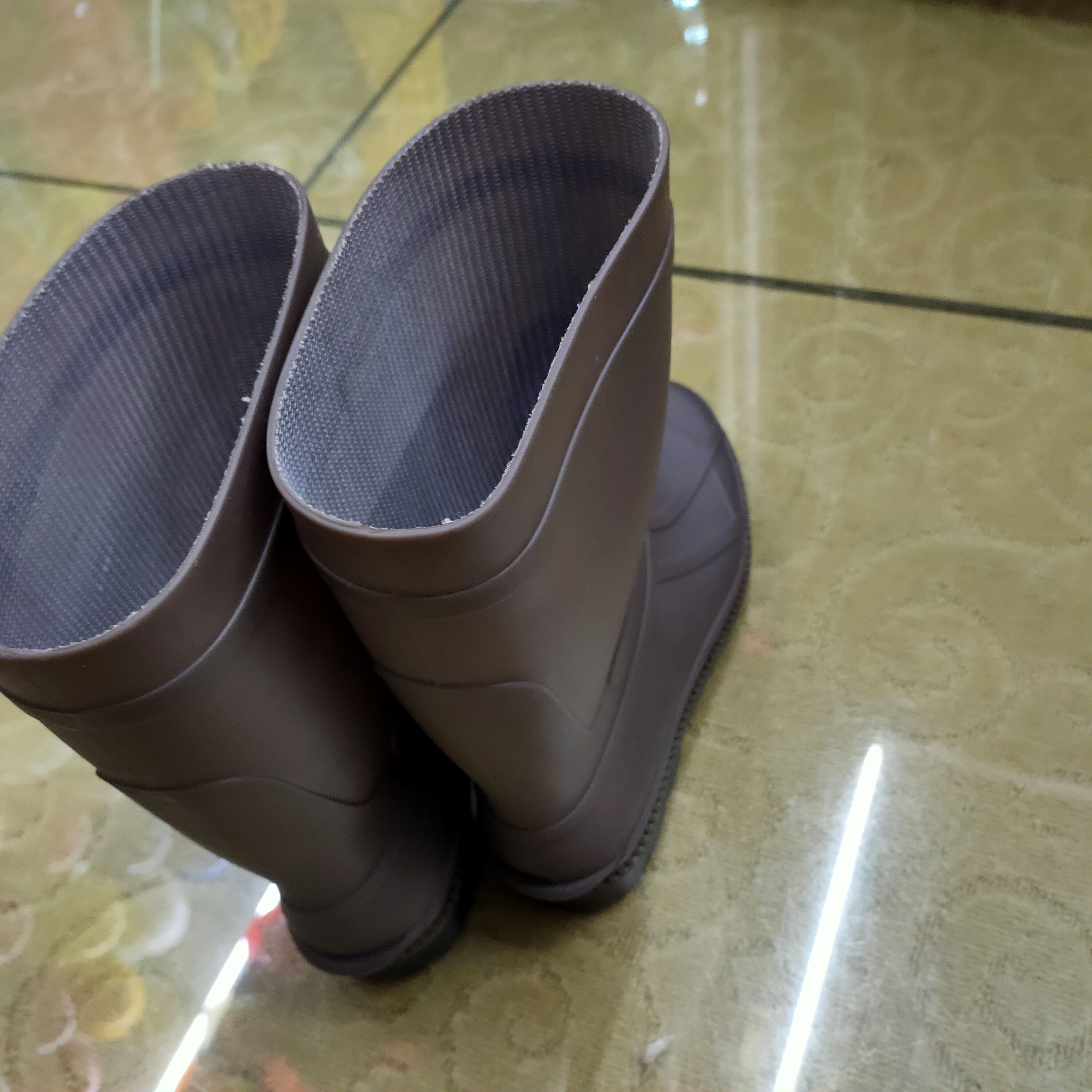 PVC高筒女士雨靴 新款防滑女式雨鞋劳保用品防水防滑靴细节图