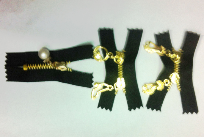 拉链/10号拉链/钥匙环/拉链头皮标/金属拉链条装细节图