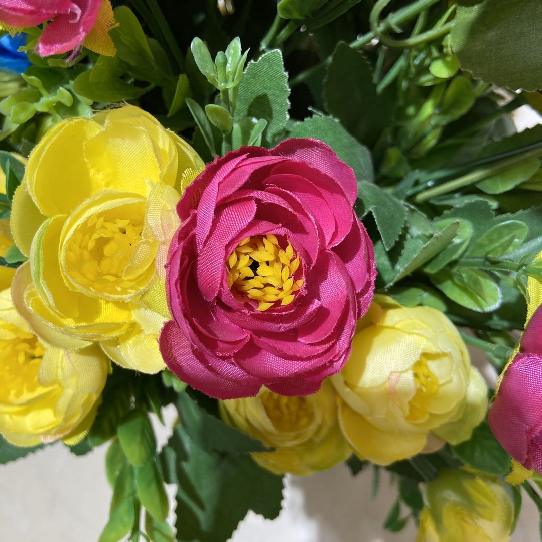花束ins花艺花束绢花花假仿真花6头茶花装饰花卉餐桌花摆花混合式花产品图