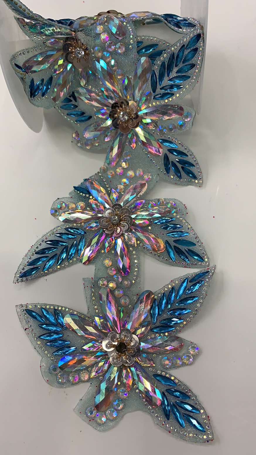 Butterfly flower-shaped mesh glue, hot melt glue, hot diamond glue, mesh back glue, diamond glue, glass diamond, mesh diamond Specification image