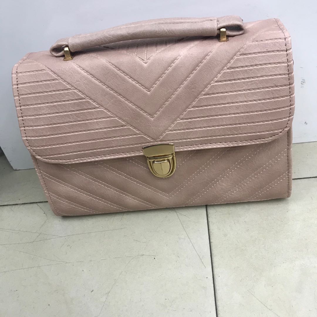 浅粉PU斜挎包女士皮包手拎包时尚女包