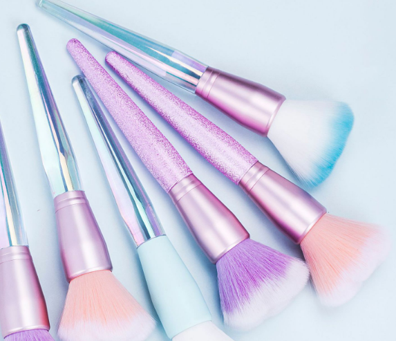 New single-flower-shaped powder brush makeup brush, makeup tool, blush brush, eyeshadow brush details Picture