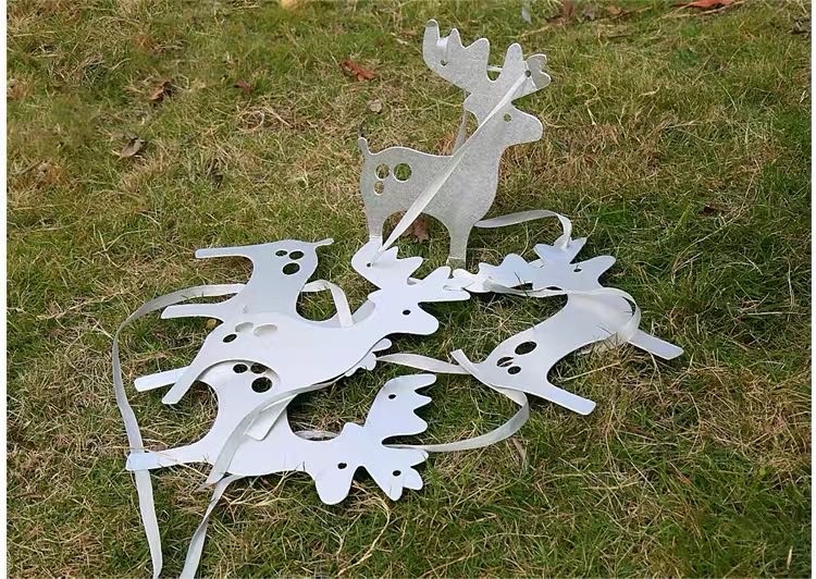 Xingyu Craft Decorative Milu Deer Christmas and New Year's Day holiday banner, decals and hanging flags for Christmas decorations details Picture