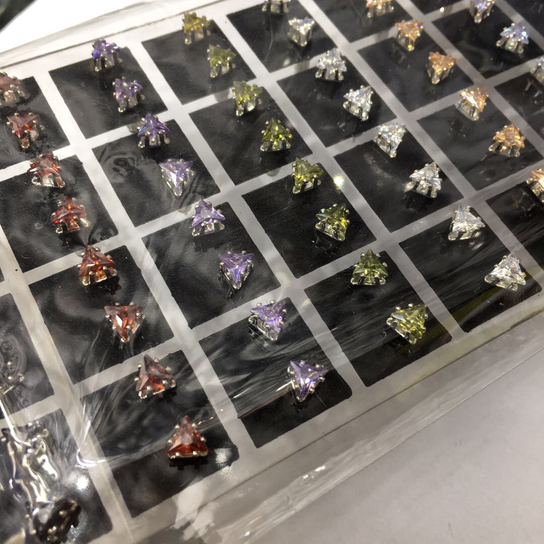 时尚经典百搭三角形合金镀银微镶彩钻成人耳钉套装细节图