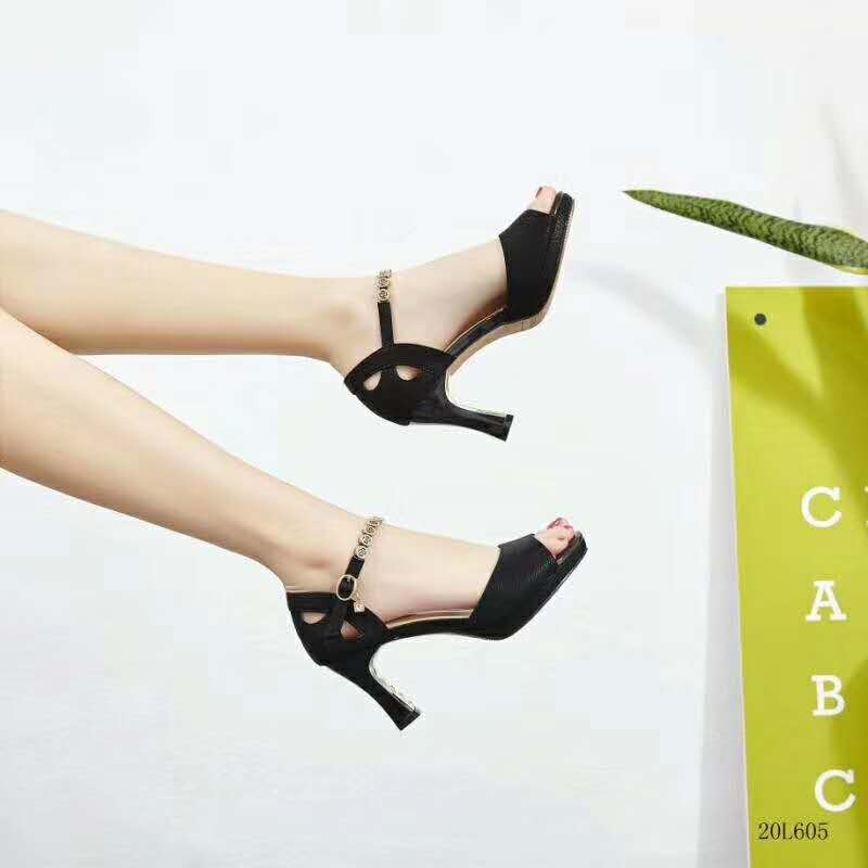 L605 Sigotu 2020 New Women's Guangzhou Tidal Casual High-Heeled Sandals details Picture