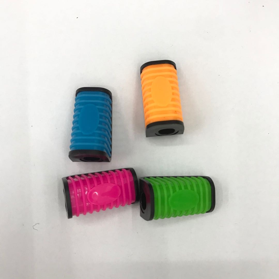881 pencil sharpener Mini pencil sharpener children and primary school students with a pencil sharpener portable lovely metal small portable pencil sharpener small color pencil pencil sharpener pencil sharpener pencil sharpener thumbnail