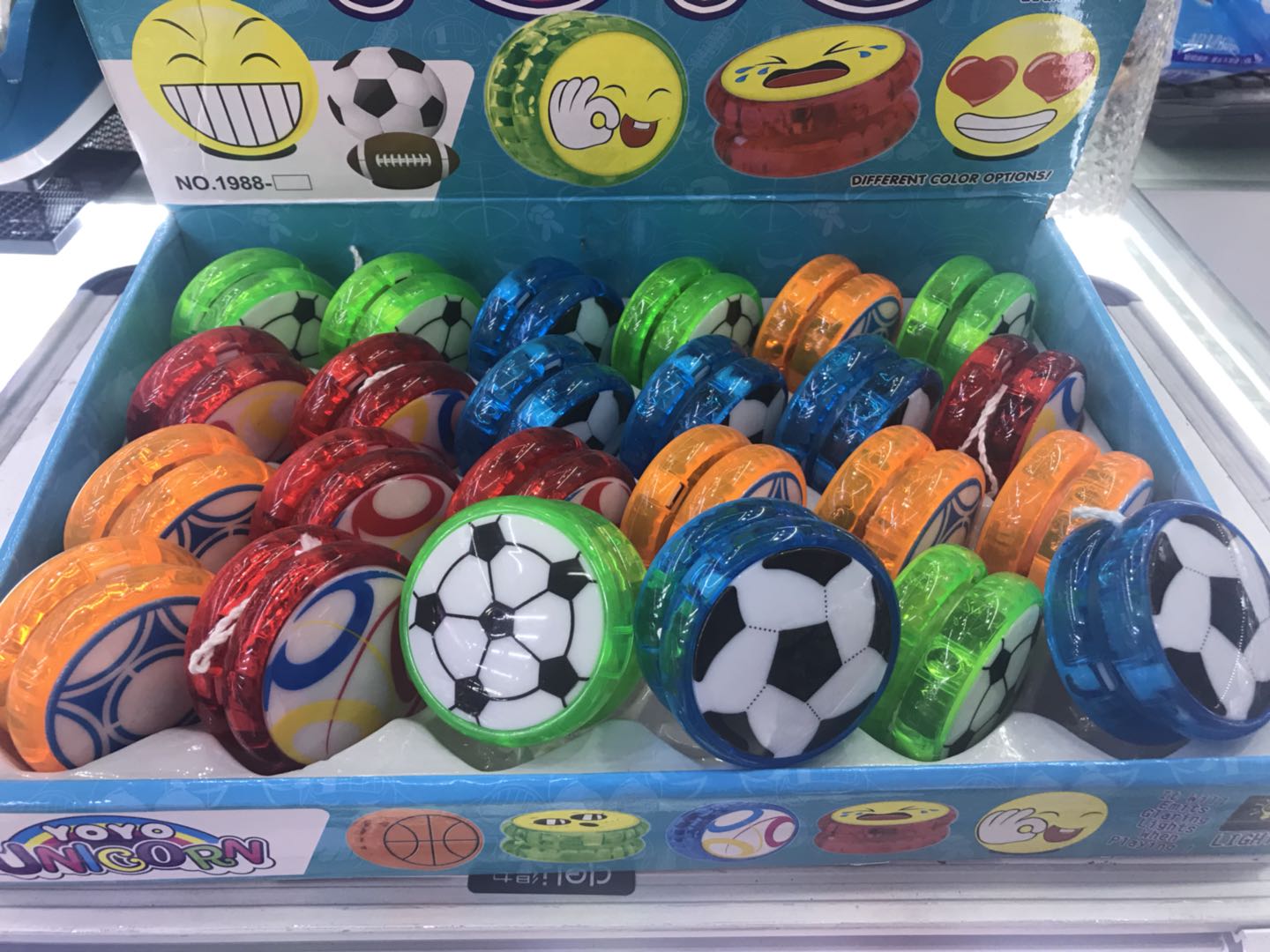 Soccer Yoyo Ball With Lights Led Glow Flashing Yo-Yo Kids Puzzle String Yoyo Ball With Lights Yoyo Ball Toy Specification drawing