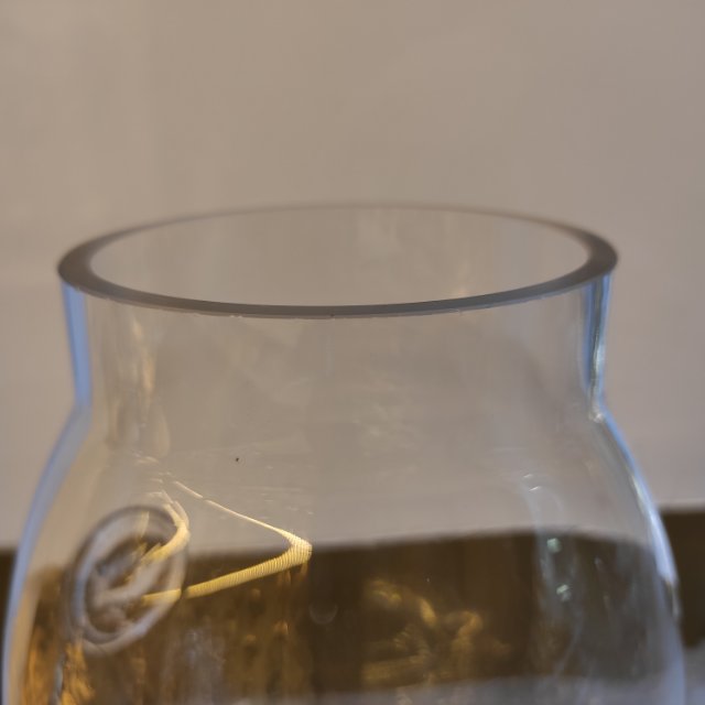 Modern and simple hand-blown factory direct sales transparent lily, rose, lucky bamboo living room flower arrangement glass dried flower vase decoration bottle details Picture
