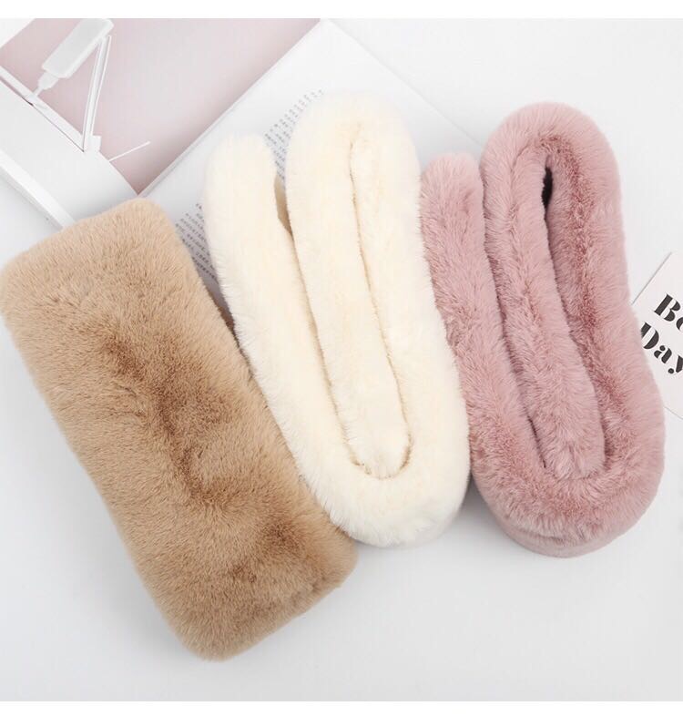 Women's Fashion Trend Casual Thickened Warm Imitation Fur Bib details Picture