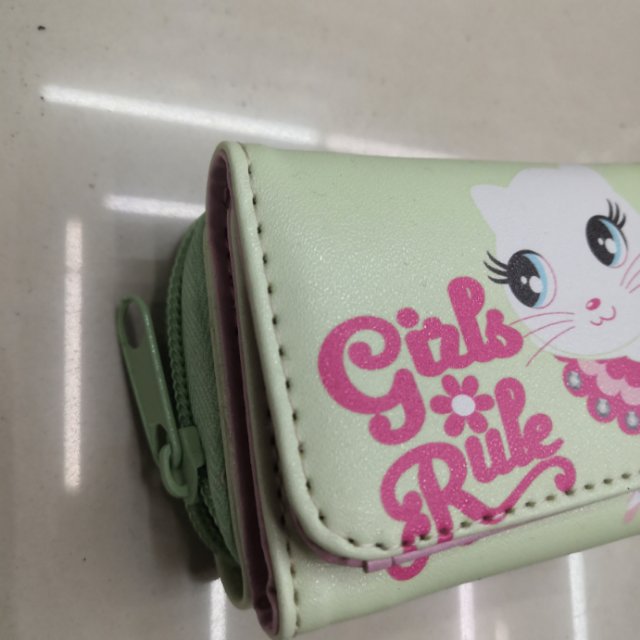 Green girls' wallet, zipper bag and clutch Specification image