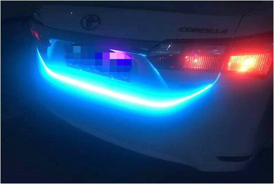 汽车尾箱流光灯汽车七彩尾箱流光灯跑马LED灯转向刹车防追尾警示改装通用后备产品图
