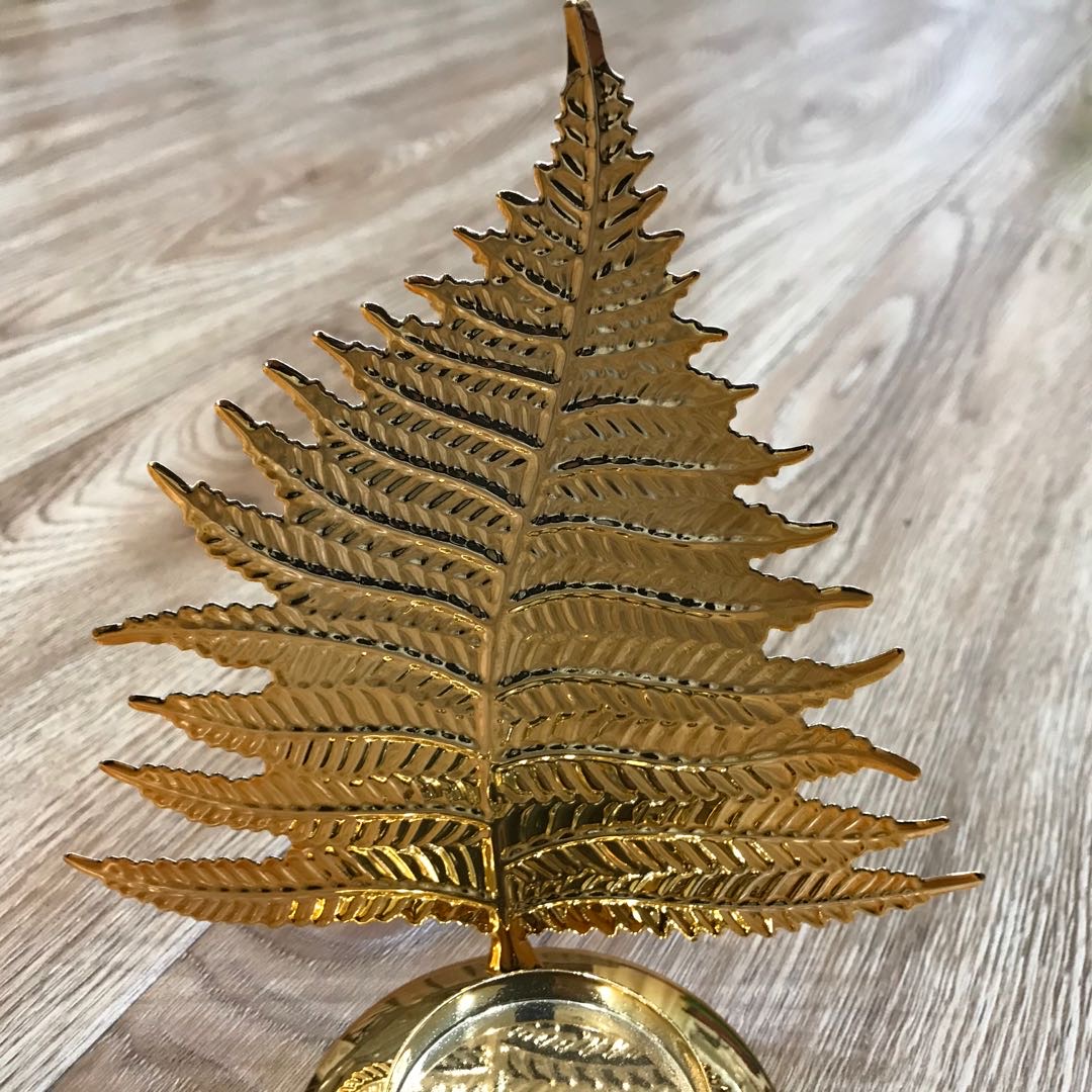 Nordic creative leaf candlestick decoration and display Specification image