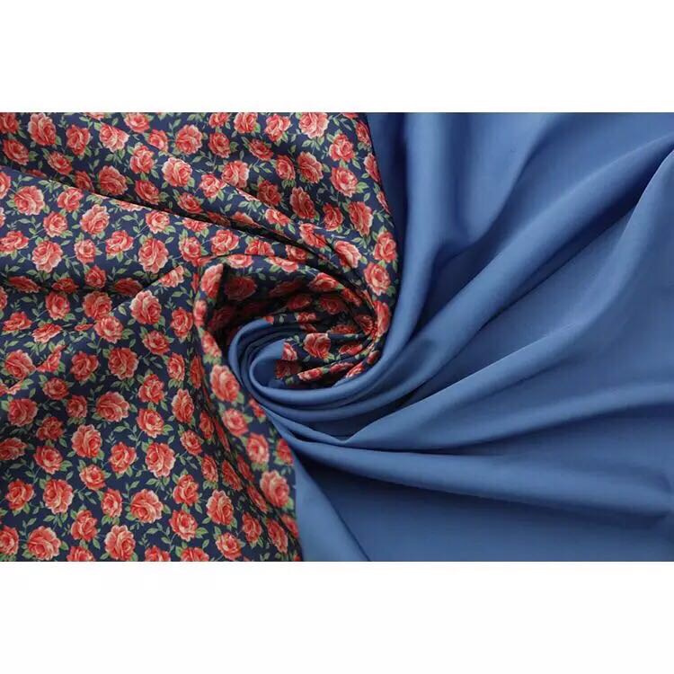 Japanese Korean Literary Small Fresh Temperament Color Contrast Small Floral Blue Silk Scarf Square Scarf Scarf details Picture
