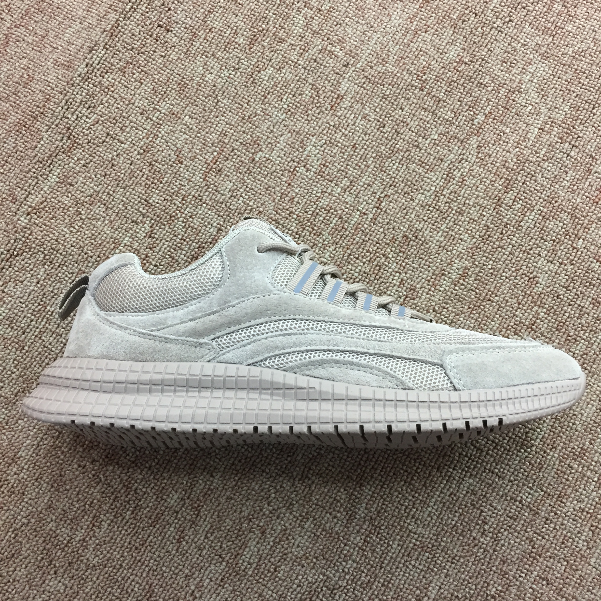 1218贝尔耐2020新款飞织休闲运动鞋产品图