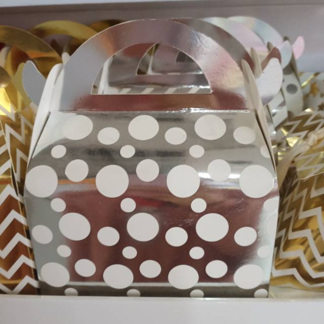 创意欧式糖果礼盒装结婚婚盒包装盒个性小号纸盒子空