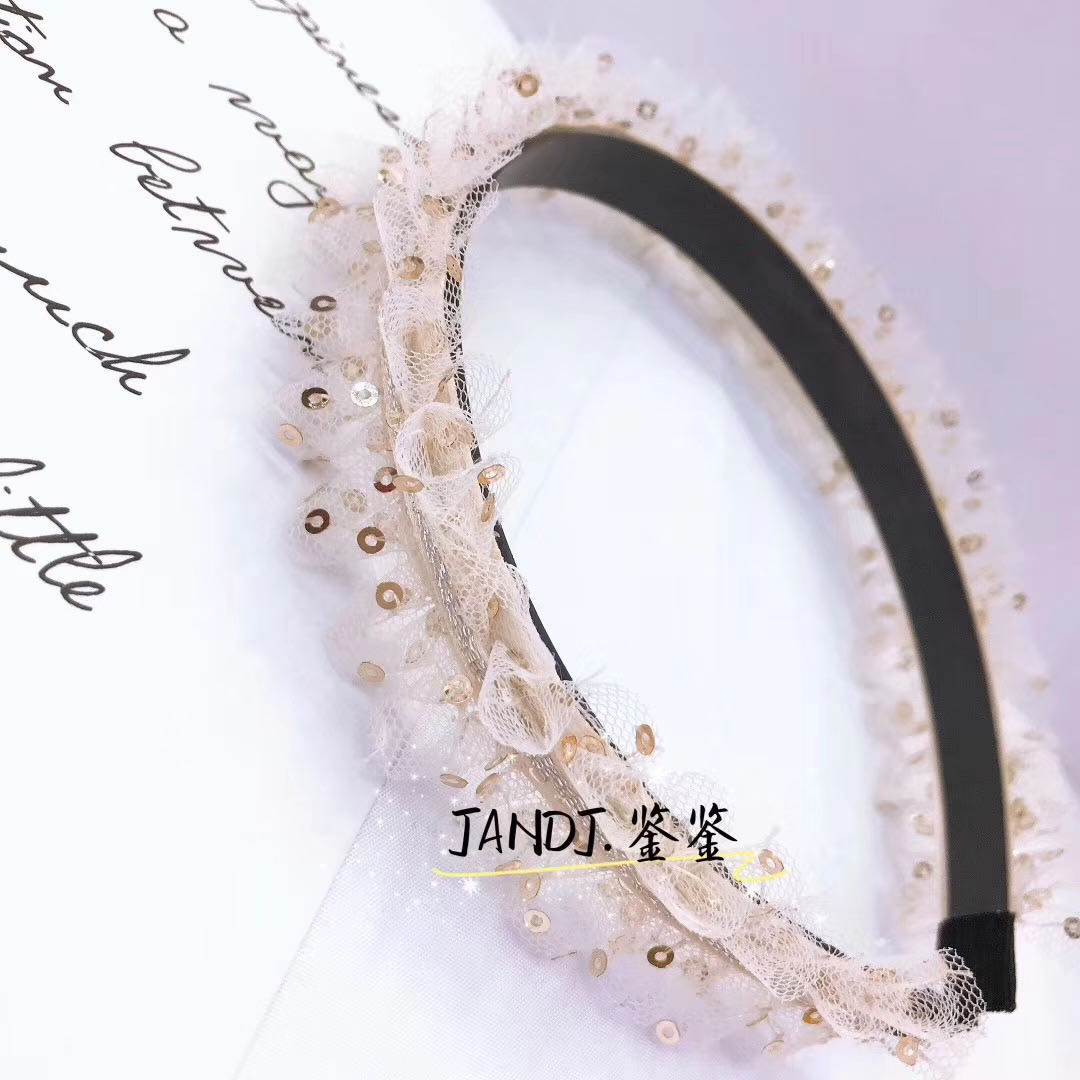Authenticator's New Lace Mesh With Light Gold Sequins From Blingbling Specification drawing
