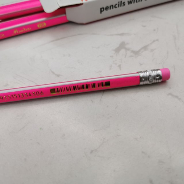 Multi-angle display pencil features
