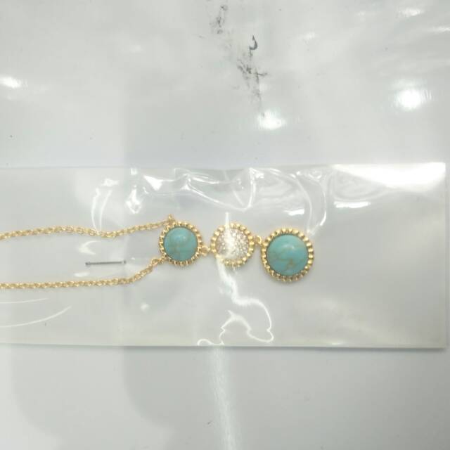 Fashionable and individual trendy girls' necklace and bracelet accessories details Picture