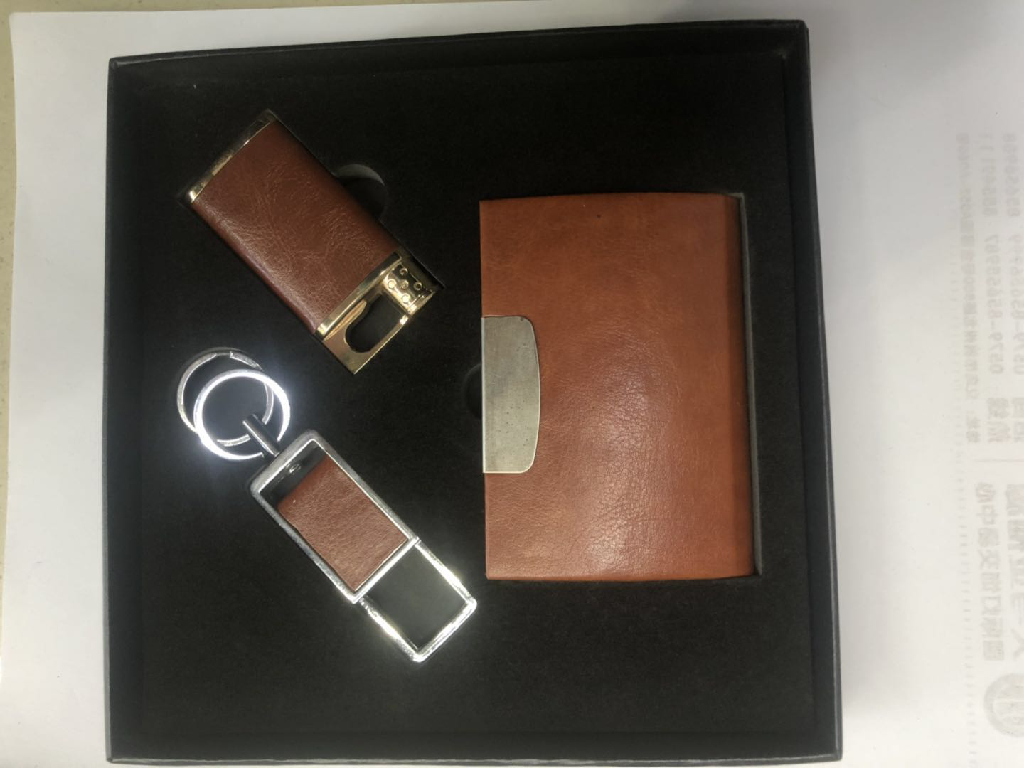 凯路仕礼品笔业 办公批发金属包皮打火机商务名片盒金属钥匙扣礼盒套装
