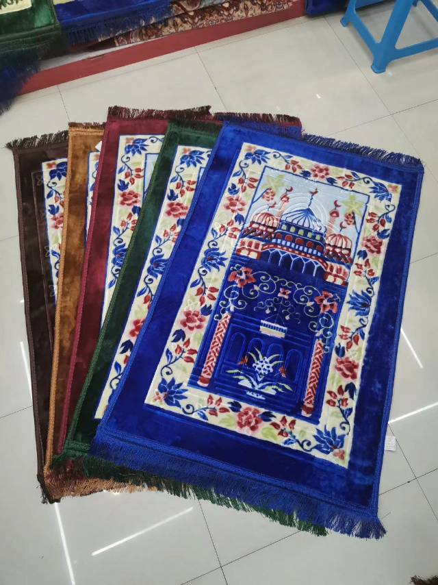 2020 New Factory Direct Sales Wholesale Retail Middle East Style Mat Worship Blanket