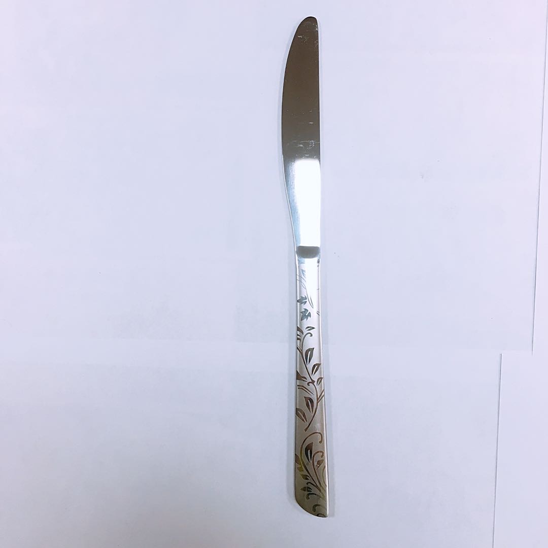 Laser-shaped table knife with slanting tail stainless steel thumbnail