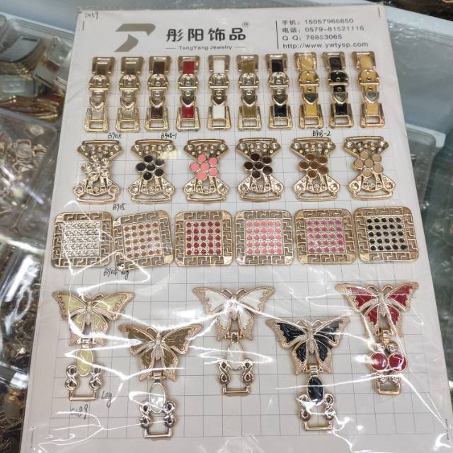 鞋配饰精美大款鞋扣塑料制品