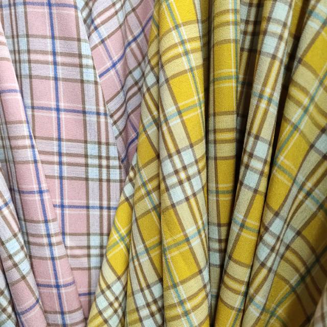 Checkered fabric TR fabric is used for clothing, accessories and handicrafts details Picture