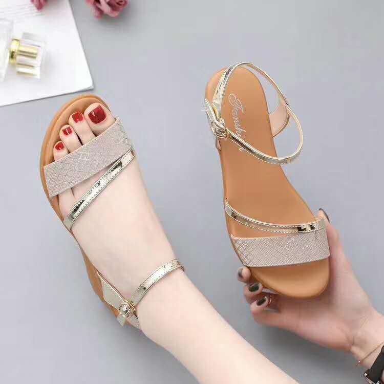 8399 Shigotu 2020 New Ladies Guangzhou Tide Casual Flat Sandals details Picture