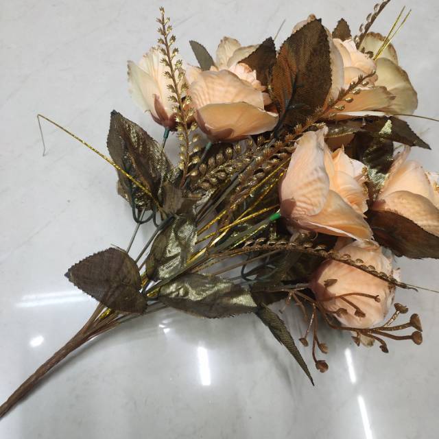 Artificial golden rose floor-standing flower arrangement Specification image