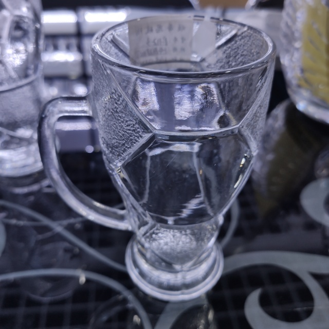 Beer Glass Draft Beer Glass With Handle Glass Pineapple Glass Chunky Bar Glass details Picture