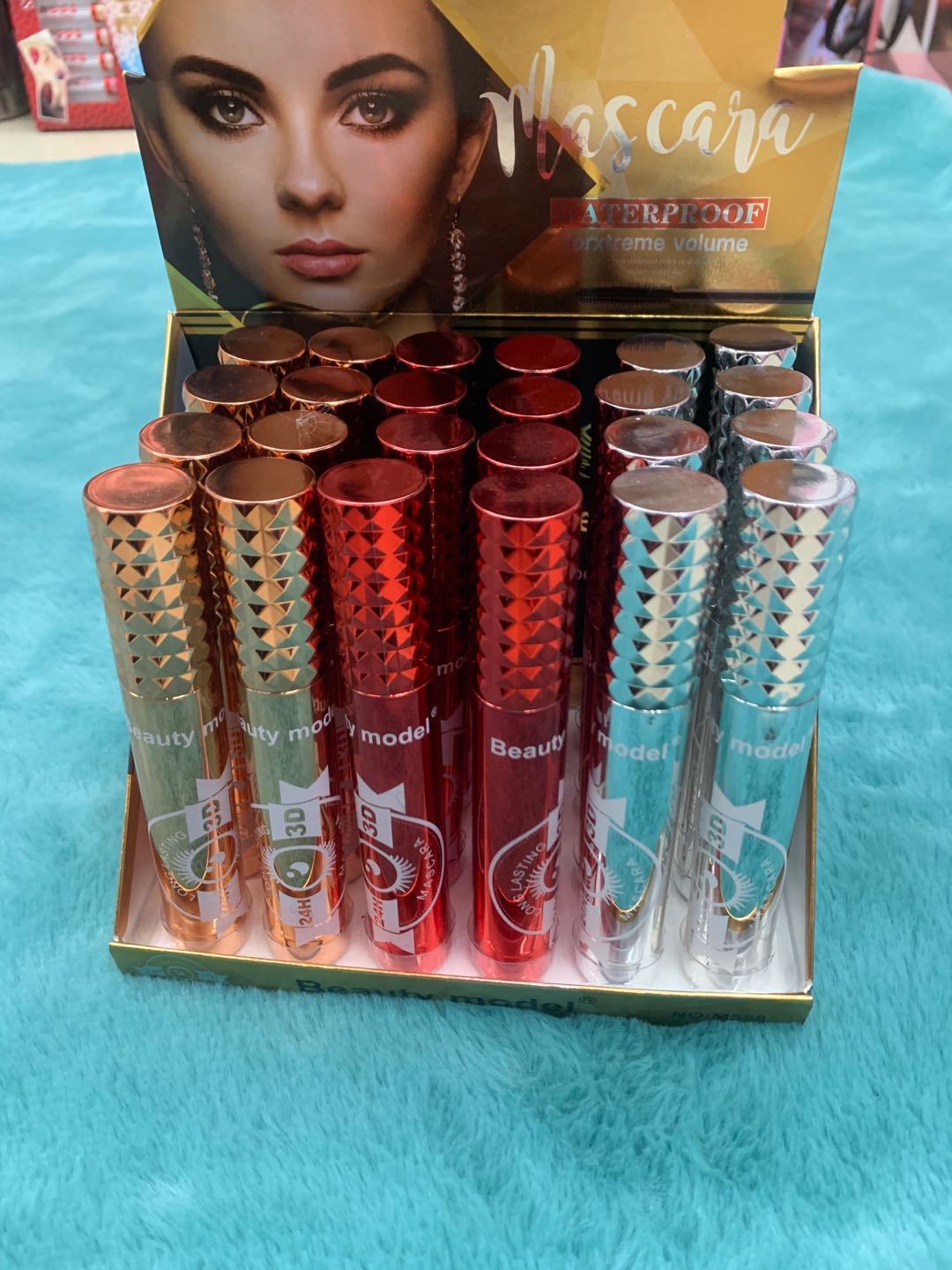 Mascara Is Waterproof, Slender And Curled. It Is Not Easy To Smudge Specification drawing