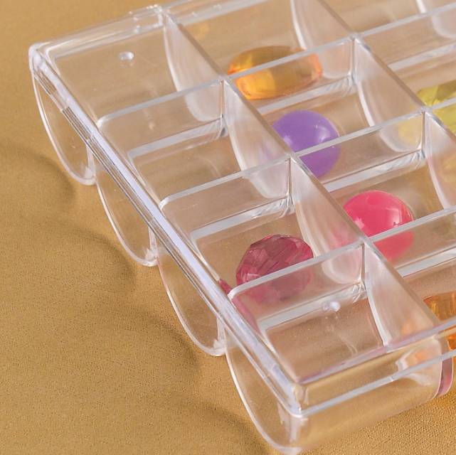 702手工DIY珠子小五金6格收纳盒批发销售细节图