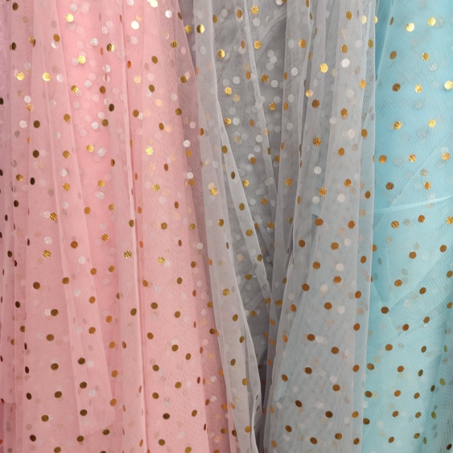 烫金小圆点网布服装布装饰布多色可选价格面议
