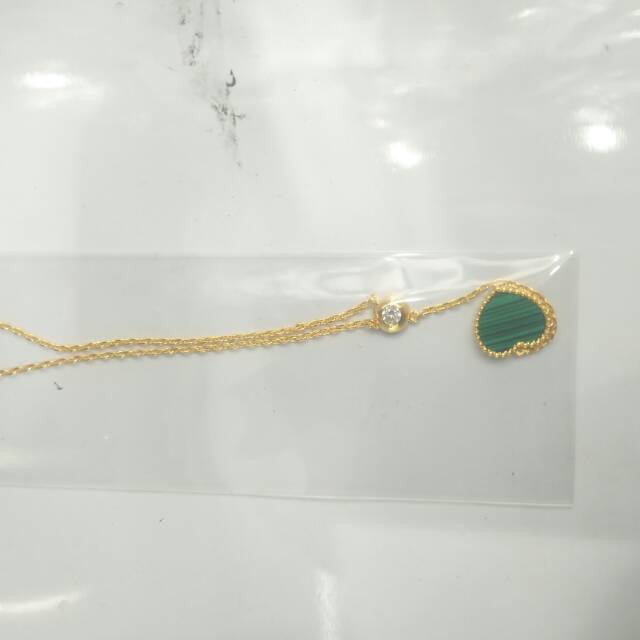 European and American fashion designed women's necklaces, bracelets and shell accessories are selling well both at home and abroad details Picture