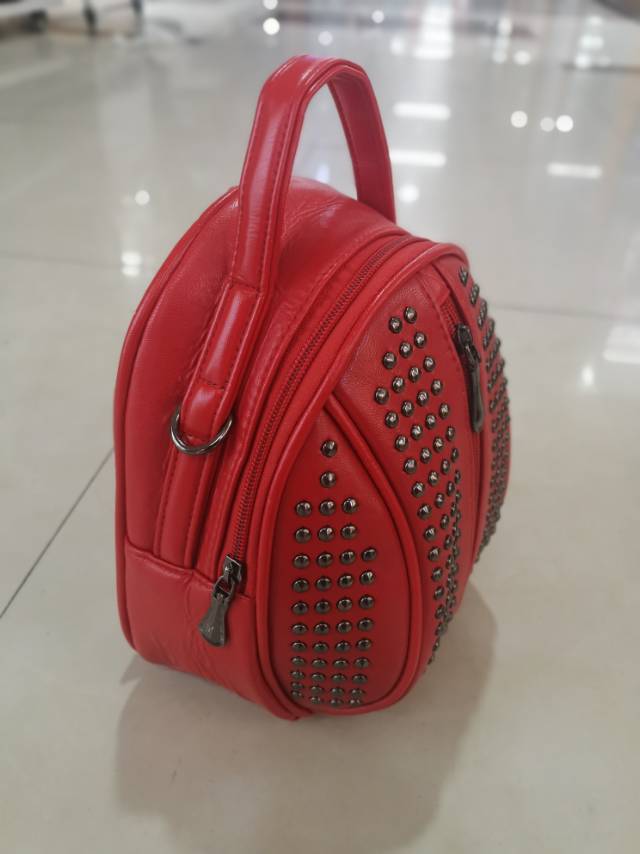 Stylish One-Shoulder All-In-One Simple Women's Retro Backpack Crossbody Bag details Picture