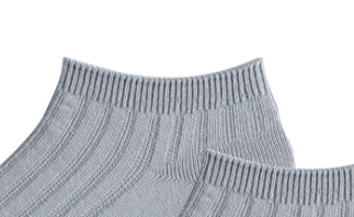 Calcetines antiolores de fibra de bambú para hombres malla de verano transpirable base fina color sólido calcetines de barco de algodón con tiras verticales simples calcetines de boca rasa Specification image