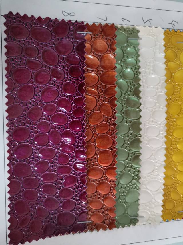 厂家直销热销新款PVC甲壳虫皮革大量现货箱包沙发装饰防水面料细节图