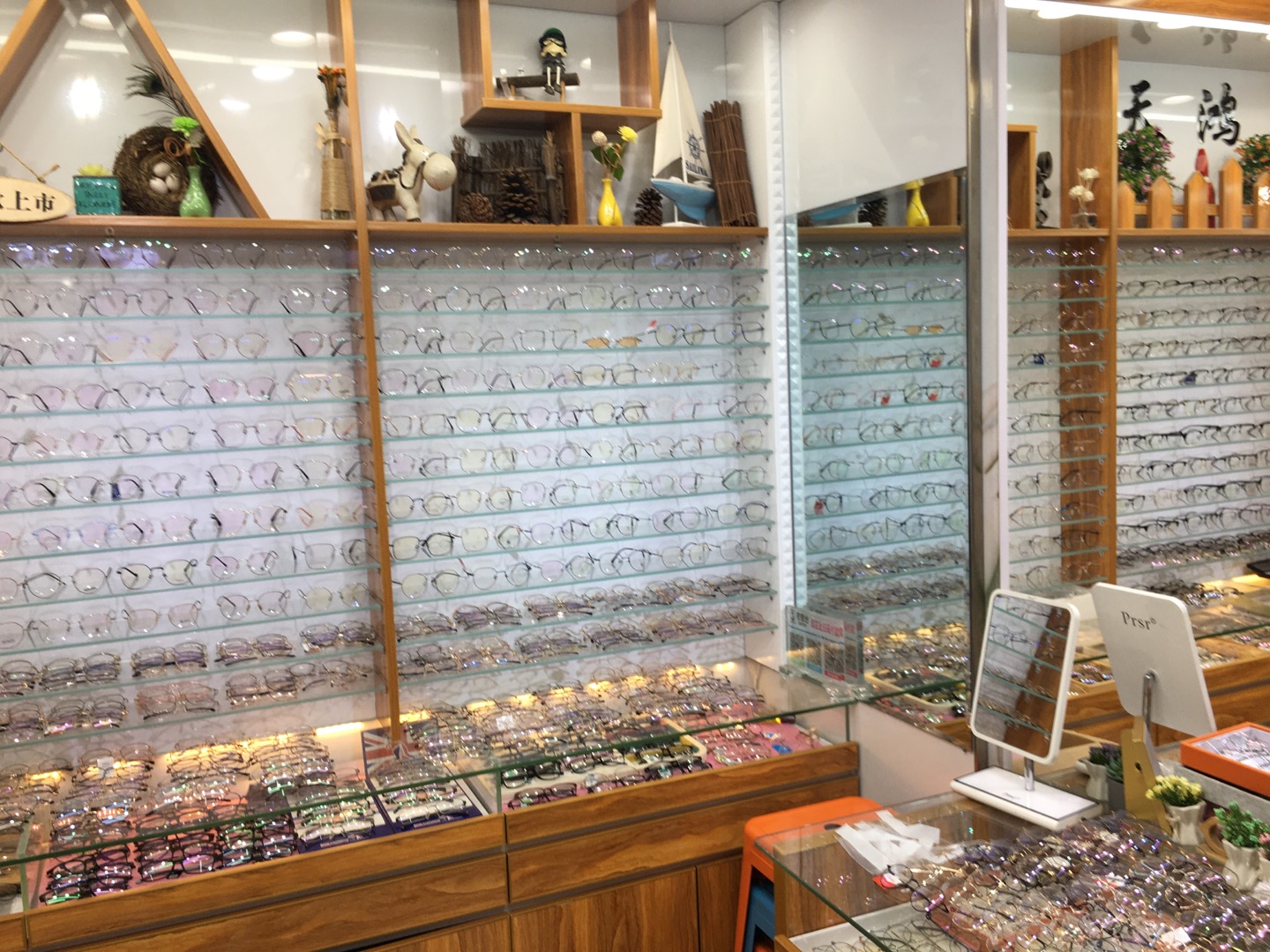 Tianhong Optical Glasses, specializing in optical glasses fitting describe pic - 2