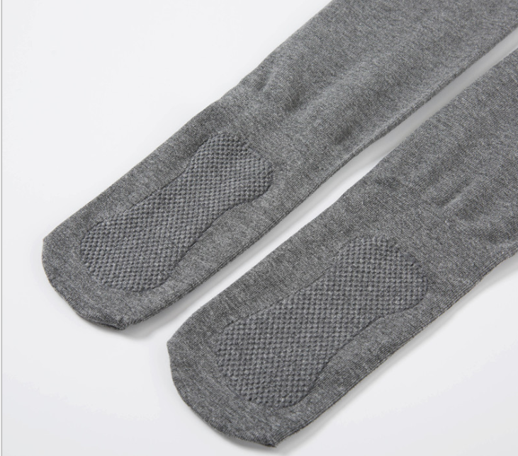 Women wear medium-thick autumn and winter tights as outerwear Specification image